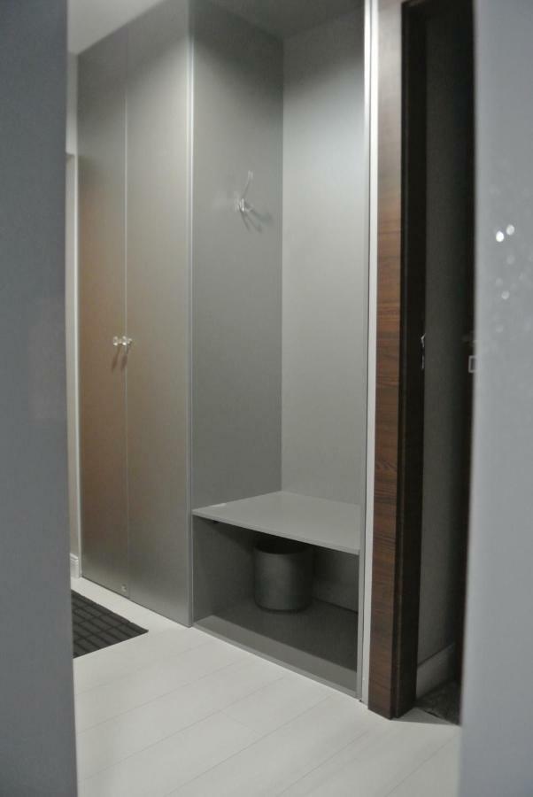Apartamenty Centrum- Kochanowskiego -Dawniej Two-Bedroom Apartment زيلونا غورا المظهر الخارجي الصورة